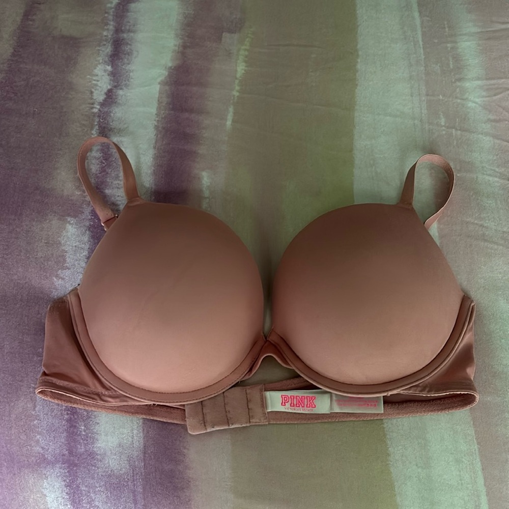 PINK Victoria Secret Everywhere pushup bra 36C